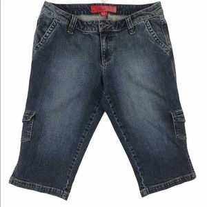 Guess Women Shorts Size W32